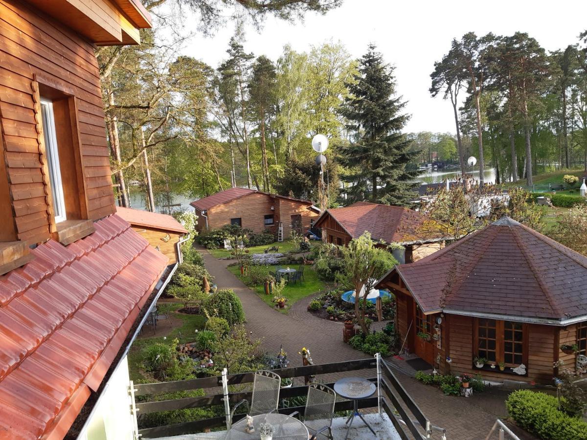 Monikas Gaestehaeuser Seeblick Himmelpfort Zewnętrze zdjęcie